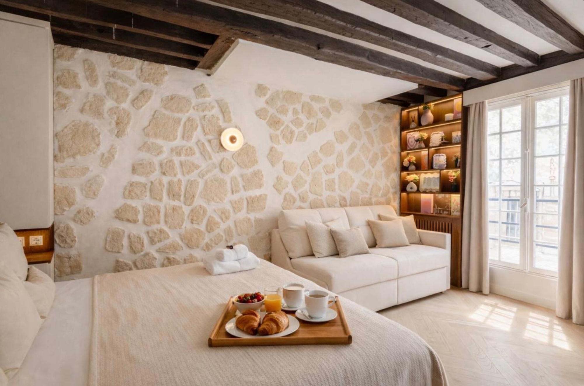 M1 - Magnificent In Le Marais's Heart * Parigi
